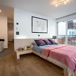 Modern Apartment With Matterhorn View